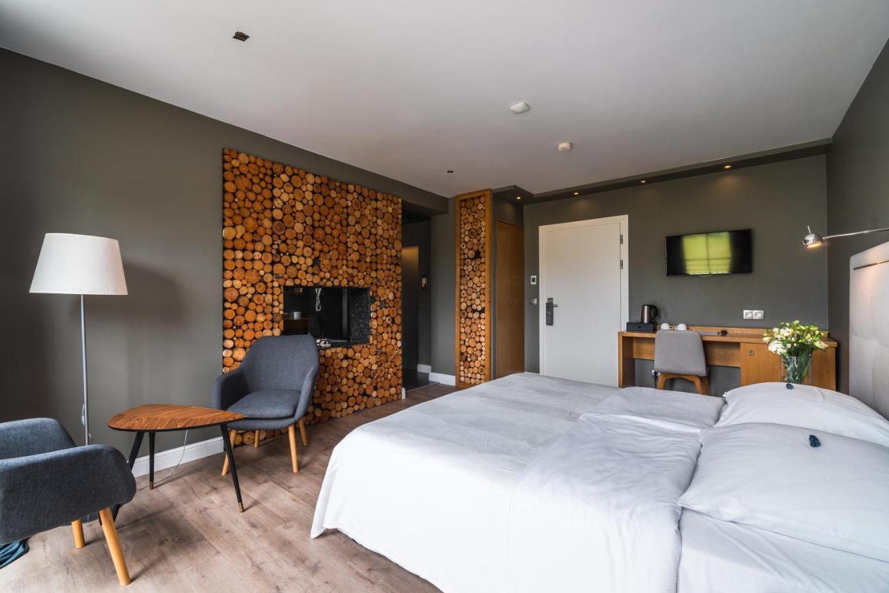Carynska Resort & Spa Лутовиска Екстериор снимка