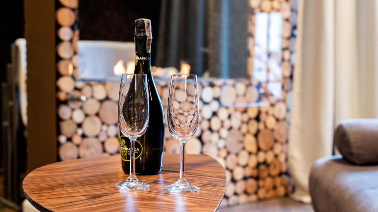 Carynska Resort & Spa Лутовиска Екстериор снимка